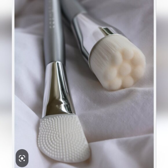 COSMEDIX 2-Piece Skincare Brush‎ Set (BRAND-NEW IN PACKAGE!) - Picture 6 of 7